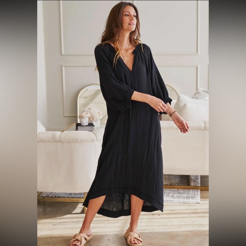 ♥️Ocean+Main Black gauze maxi dress